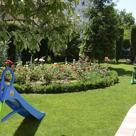 Apartament Duplex Marinn * Костинешти